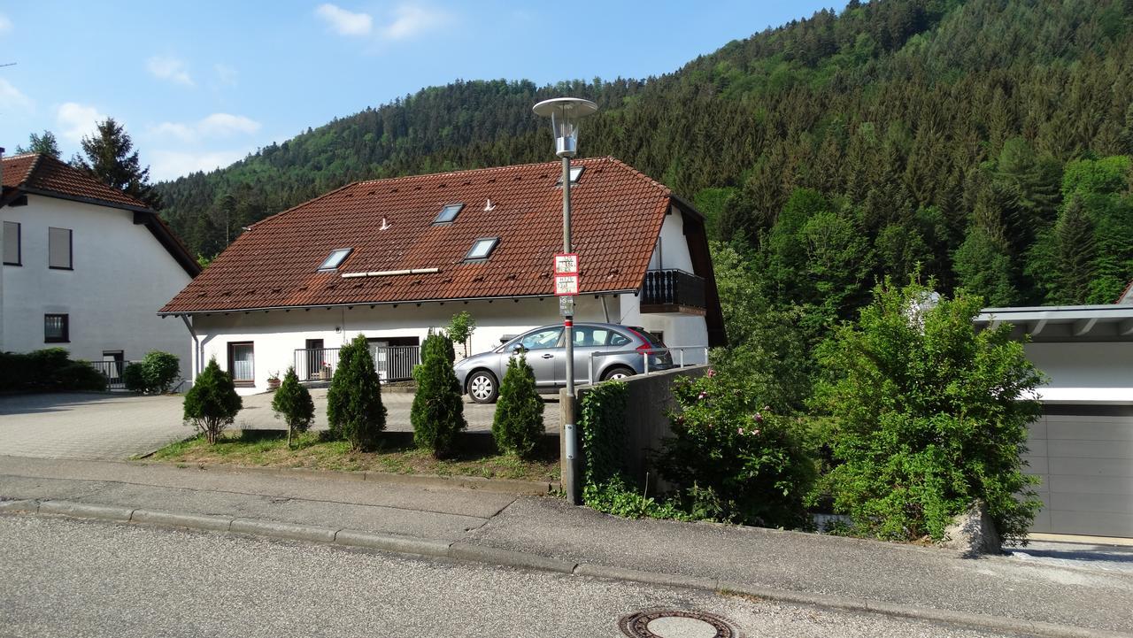 Apartament Alb-Rosa Bad Herrenalb Zewnętrze zdjęcie